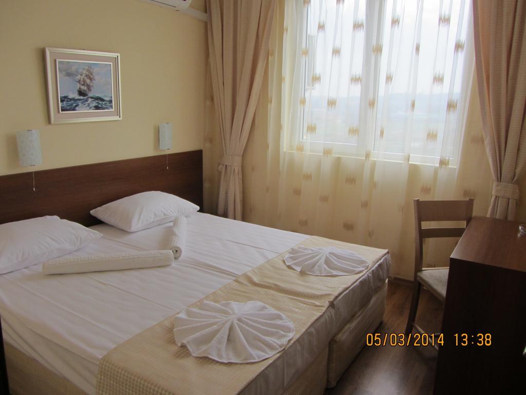 סוזופול Stephanovy Guest House חדר תמונה