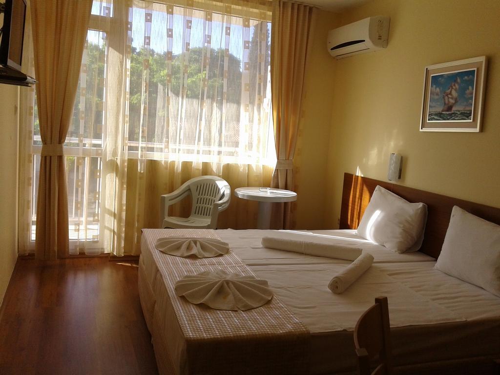 סוזופול Stephanovy Guest House מראה חיצוני תמונה