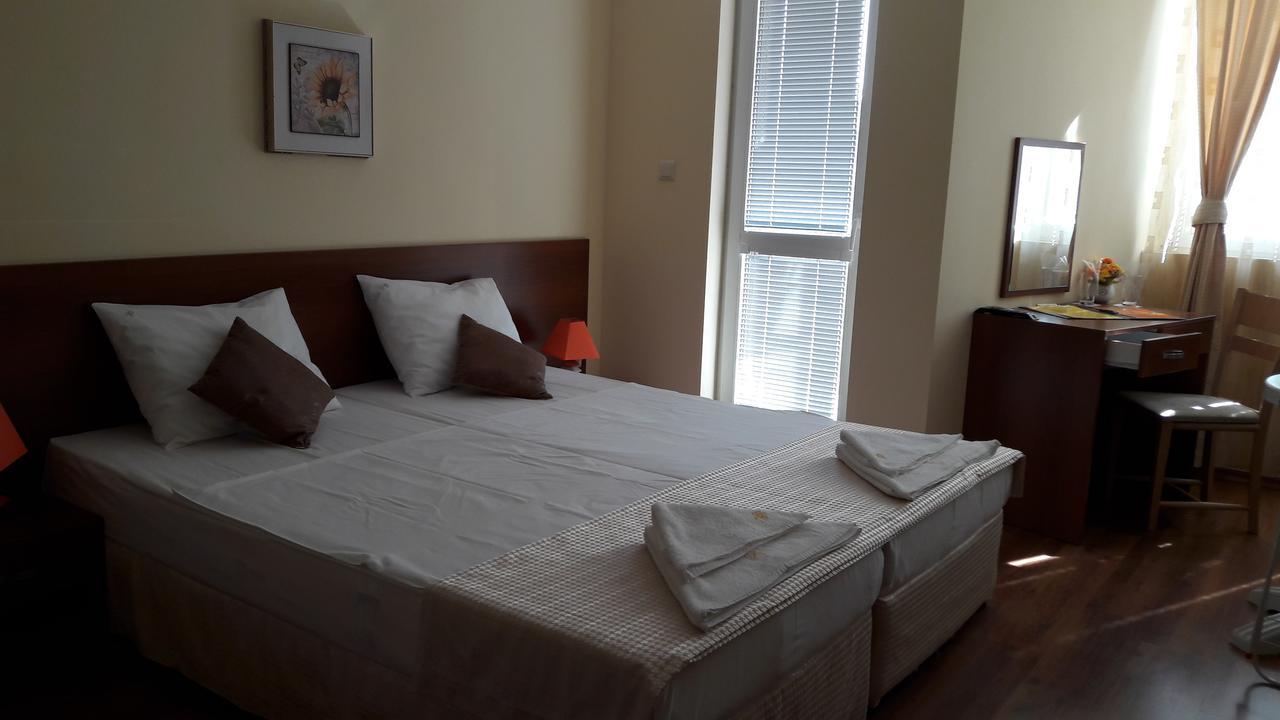 סוזופול Stephanovy Guest House מראה חיצוני תמונה